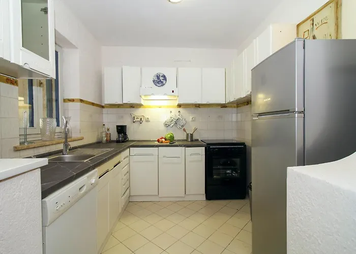 Nyaraló Casa Parenzana In - Haus Fuer 7-9 Personen