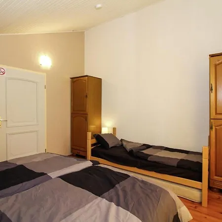 Casa Parenzana In - Haus Fuer 7-9 Personen * Πόρετς