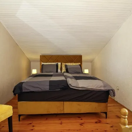 Casa Parenzana In - Haus Fuer 7-9 Personen *