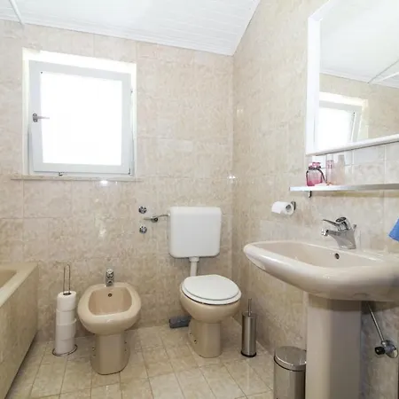 Casa Parenzana In - Haus Fuer 7-9 Personen * Πόρετς