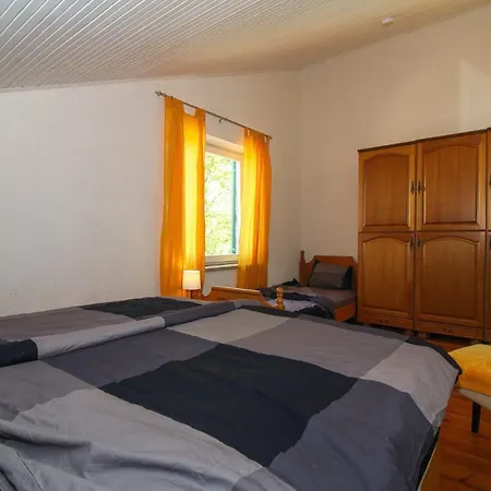 Casa Parenzana In - Haus Fuer 7-9 Personen Casa de Férias *