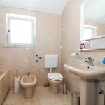 Nyaraló Casa Parenzana In - Haus Fuer 7-9 Personen *