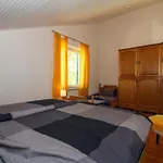 Casa Parenzana In - Haus Fuer 7-9 Personen Nyaraló *