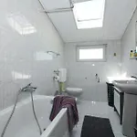 Casa Parenzana In - Haus Fuer 7-9 Personen