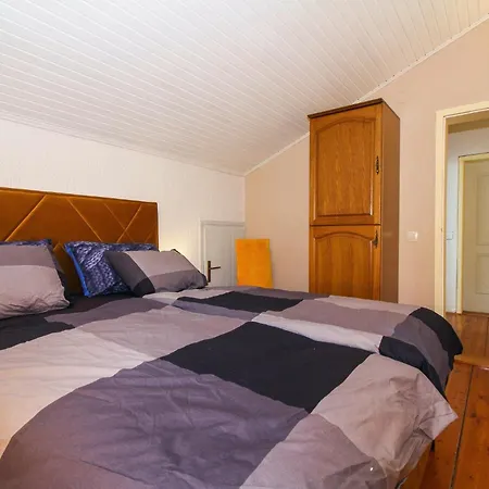 Сasa de vacaciones Casa Parenzana In - Haus Für 7-9 Personen